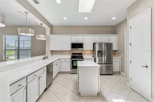 567 Villa Park Rd, Poinciana, FL 34759 - Photo 16
