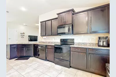 818 Landmark Hills Drive, Haines City, FL 33844 - Photo 22