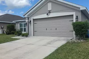 818 Landmark Hls Dr, Haines City, FL 33844 - Photo 2