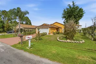 675 Basingstoke Ct, Poinciana, FL 34758 - Photo 1
