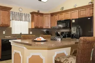 2697 Autumn Creek Cir, Kissimmee, FL 34747 - Photo 6