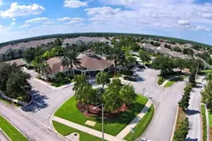 2307 Butterfly Palm Way, Kissimmee, FL 34747 - Photo 4