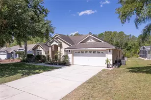 566 Montana Ave, Davenport, FL 33897 - Photo 2