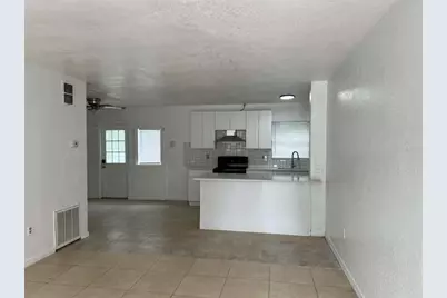 4207 Meadowbrook Avenue, Orlando, FL 32808 - Photo 2