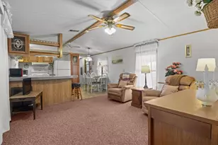 132 Orangewood Dr, Lake Wales, FL 33898 - Photo 4