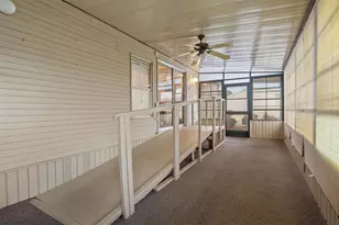 132 Orangewood Dr, Lake Wales, FL 33898 - Photo 20