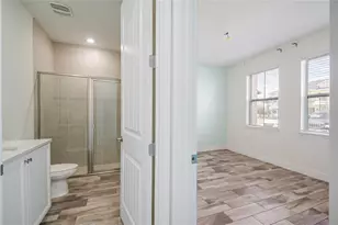 2915 Castaway Ln, Kissimmee, FL 34747 - Photo 8
