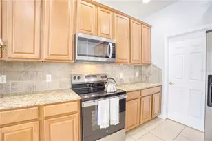 8808 Abbey Leaf Ln, Orlando, FL 32827 - Photo 12
