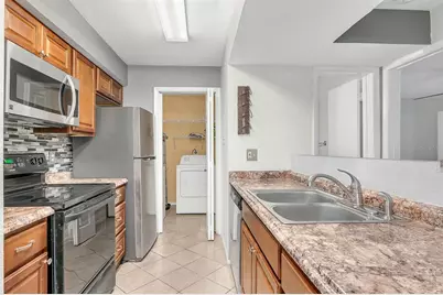 3032 Parkway Boulevard #201, Kissimmee, FL 34747 - Photo 10