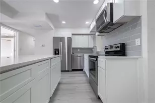 309 Hope Cir, Orlando, FL 32811 - Photo 4