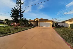 114 Albatross Rd, Rotonda West, FL 33947 - Photo 2