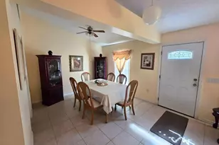 907 Stockport Dr, Kissimmee, FL 34758 - Photo 2