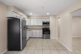 731 30th St NW, Winter Haven, FL 33881 - Photo 8