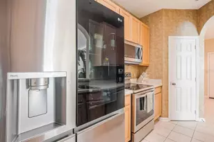 3190 Dante Dr, Orlando, FL 32835 - Photo 8