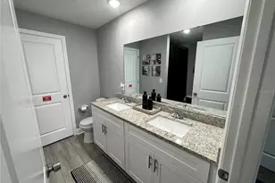 943 Derbyshire Dr, Kissimmee, FL 34758 - Photo 10
