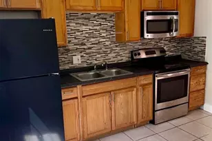 724 Michigan Ct, Saint Cloud, FL 34769 - Photo 2