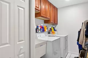 5035 Barrowe Dr, Tampa, FL 33624 - Photo 28