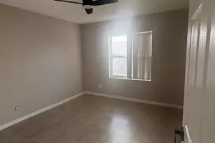 9909 Sweepstakes Ln, Orlando, FL 32837 - Photo 4