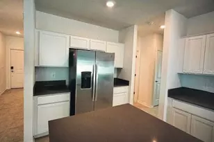 4327 Babbling Brook Wy, Kissimmee, FL 34746 - Photo 8