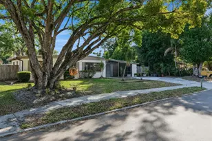 5873 Camellia Dr, Orlando, FL 32807 - Photo 2