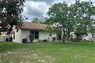 3165 Smoke Signal Cir, Kissimmee, FL 34746 - Photo 2