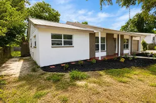 245 16th St NE, Winter Haven, FL 33881 - Photo 2