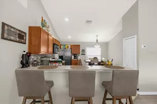 4630 Sandhurst St, Kissimmee, FL 34758 - Photo 8