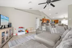 4630 Sandhurst St, Kissimmee, FL 34758 - Photo 6