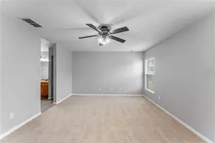4630 Sandhurst St, Kissimmee, FL 34758 - Photo 12