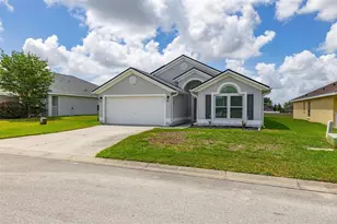 207 Elberton Dr, Davenport, FL 33897 - Photo 2