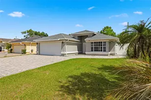 140 Seabreeze Cir, Kissimmee, FL 34743 - Photo 2