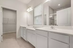 357 Siesta Vista Ct, Davenport, FL 33896 - Photo 24