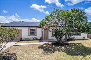 8742 Brackenwood Dr, Orlando, FL 32829 - Photo 6