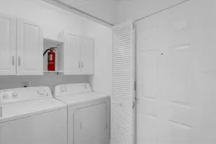 14036 Fairway Island Dr, Orlando, FL 32837 - Photo 6