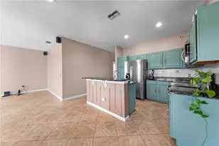 442 Tamarind Parke Ln, Kissimmee, FL 34758 - Photo 12