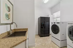 844 San Raphael St, Poinciana, FL 34759 - Photo 58