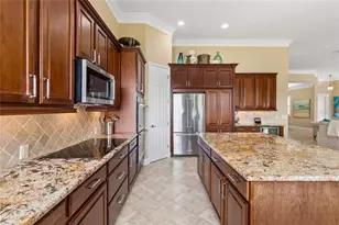 844 San Raphael St, Poinciana, FL 34759 - Photo 20
