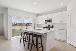 33857 Sky Blossom Cir, Leesburg, FL 34788 - Photo 12