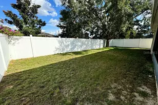 221 Tower View Dr E, Haines City, FL 33844 - Photo 4