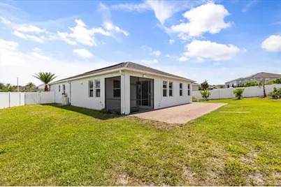 4385 Silver Creek Street, Kissimmee, FL 34744 - Photo 36