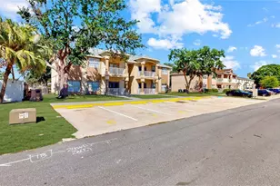 206 Majors Ln, Kissimmee, FL 34743 - Photo 2