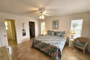 70 N McCall Rd, Englewood, FL 34223 - Photo 16