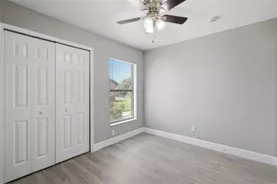 2422 King Oak Ct, Saint Cloud, FL 34769 - Photo 22