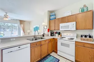 8104 Princess Palm Ln, Kissimmee, FL 34747 - Photo 16