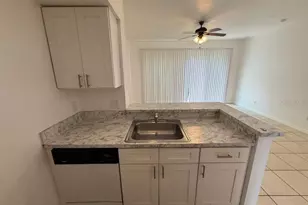 4478 St Georges Ct, Kissimmee, FL 34746 - Photo 8