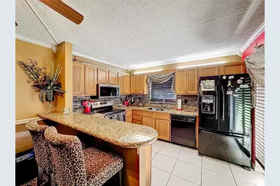 1458 N Lawnwood Circle #24A, Fort Pierce, FL 34950 - Photo 12
