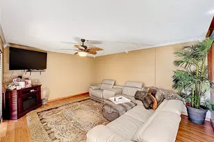 1458 N Lawnwood Cir, Fort Pierce, FL 34950 - Photo 6