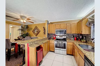 1458 N Lawnwood Circle #24A, Fort Pierce, FL 34950 - Photo 10