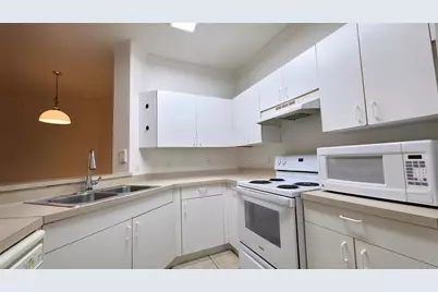 3611 Conroy #818, Orlando, FL 32839 - Photo 8