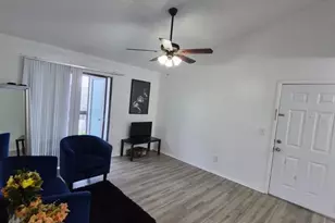 2031 Cascades Blvd, Kissimmee, FL 34741 - Photo 8
